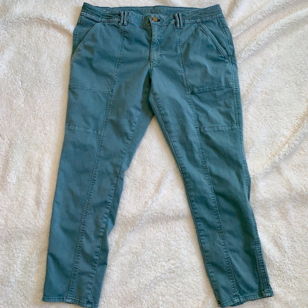 WHITE HOUSE BLACK MARKET pants